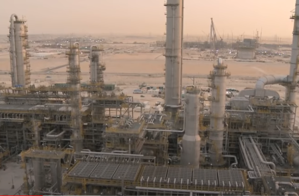 La estrategia saudí para afrontar el reto del mercado petrolero