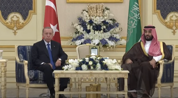 Arabia Saudita fortalece sus relaciones económicas con Turquía