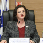 Licencias y procesos de integración de ingenieros y técnicos inmigrantes